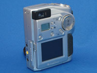 FUJIFILM Fine Pix 1700Z フジ ファインピクス デジカメ 富士フイルム、光学3倍ズームを搭載した150万画素の縦型FinePix